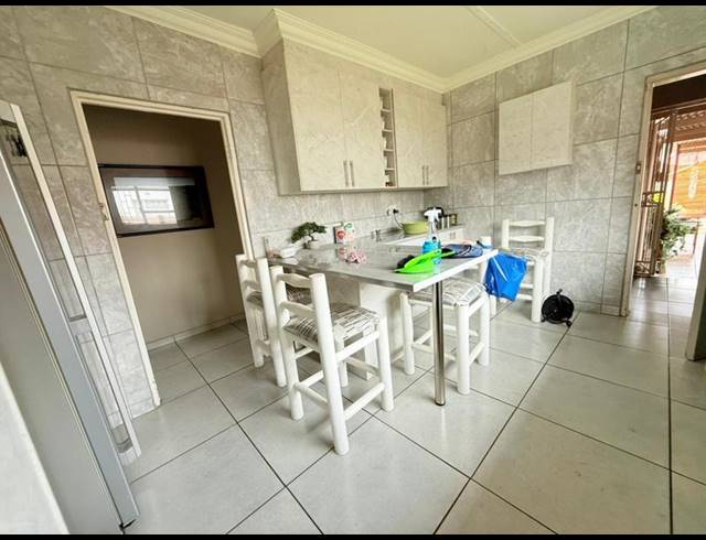 3 BEDROOM HOUSE FOR SALE IN VANDERBIJLPARK SE 1